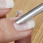 چطور ناخن هايمان را بلندتر نشان دهيم؟؟؟