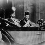 تصويري از ناصرالدين شاه هنگام سفر به فرنگ