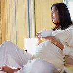 خوراكي هايي كه منجر به سقط جنين و زايمان زودرس ميشوند