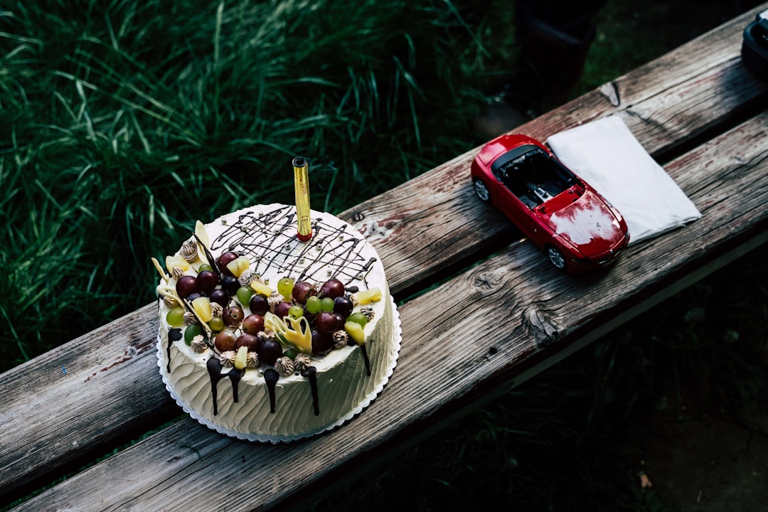 تزیین کیک مرغ مجلسی برای مهمانی