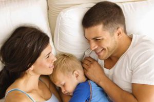 4 راهکار برای بهبود زندگی عاطفی تان بعد از تولد فرزند