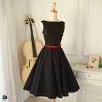 اکسسوری مناسب برای ست کردن با لباس مشکی