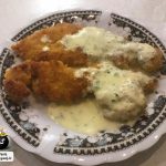 آموزش طرز تهیه شنیسل مرغ با سس جعفری