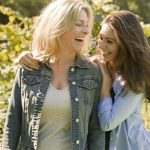 آموزش جنسی به نوجوانان توسط والدین