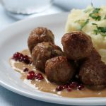 معرفی خوشمزه‌ترین غذاهای ملل مختلف که باید امتحان کنید