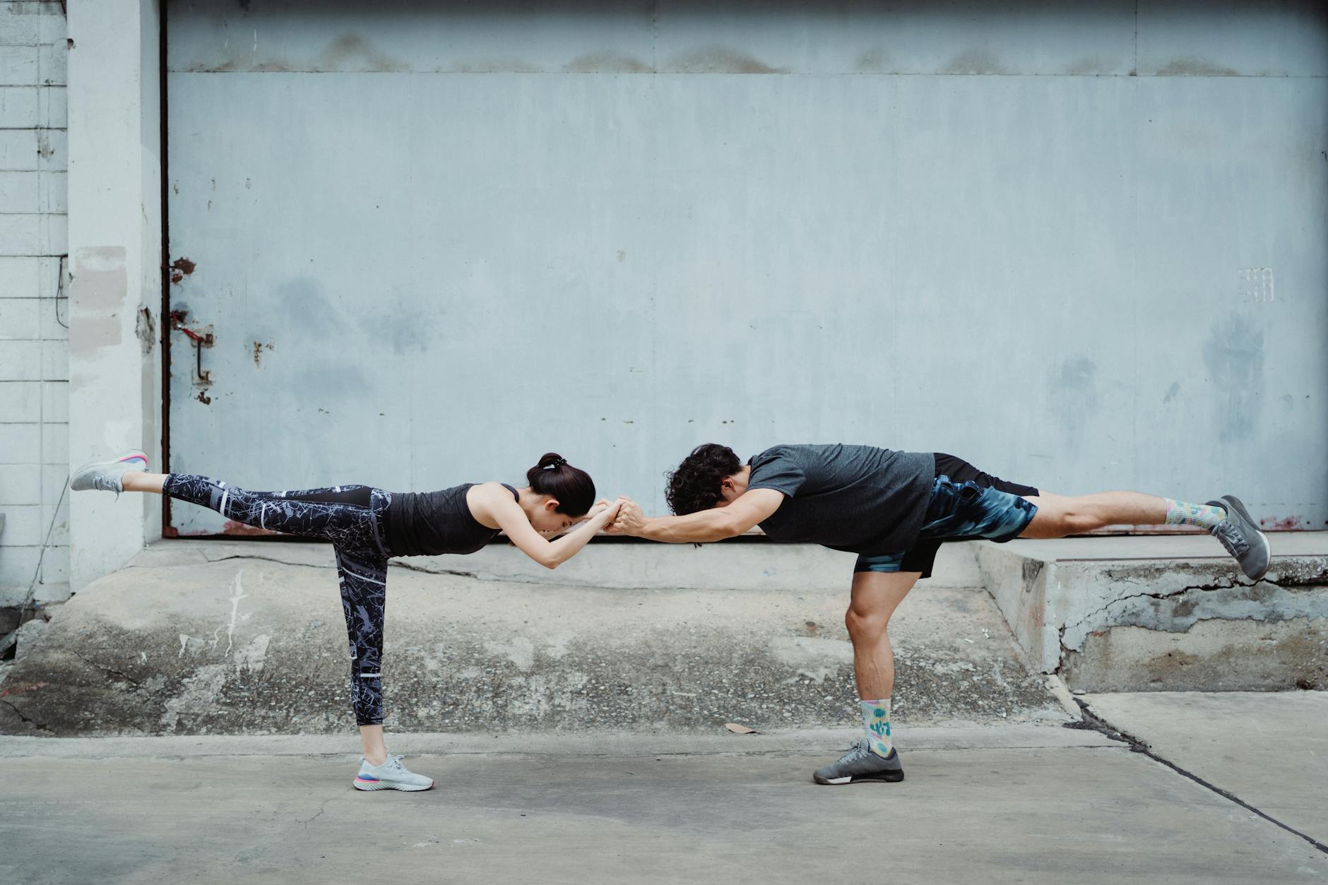 تمرینات تعادلی؛ راهی ساده برای پیشگیری از زمین خوردن و کوهنوردی ایمن - balance training exercises outdoors