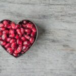 بهترین غذاها برای سلامت قلب؛ ۲۰ خوراکی که قلب شما واقعاً دوست دارد