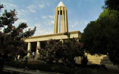 زندگینامه ابن سینا و آرامگاه بوعلی سینا در همدان