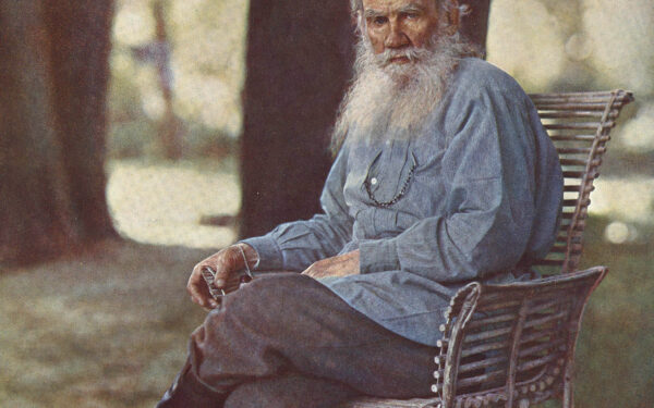 زندگینامه لئو تولستوی نویسنده رمان جنگ و صلح و آنا کارنینا