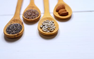 علائم کمبود زینک در بدن و منابع غذایی سرشار از عنصر روی مانند مغزیجات و دانه‌ها