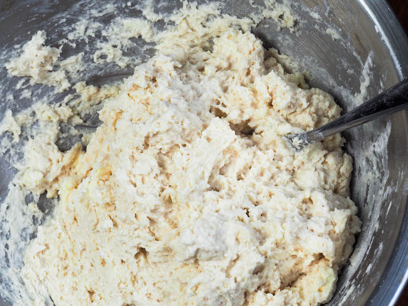 طرز تهیه پخت آسان و سریع بیسکویت قاشقی