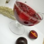 طرز تهیه کمپوت آلو سیاه