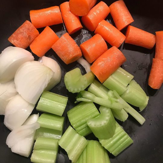 طرز تهیه استاک سبزیجات مرحله به مرحله