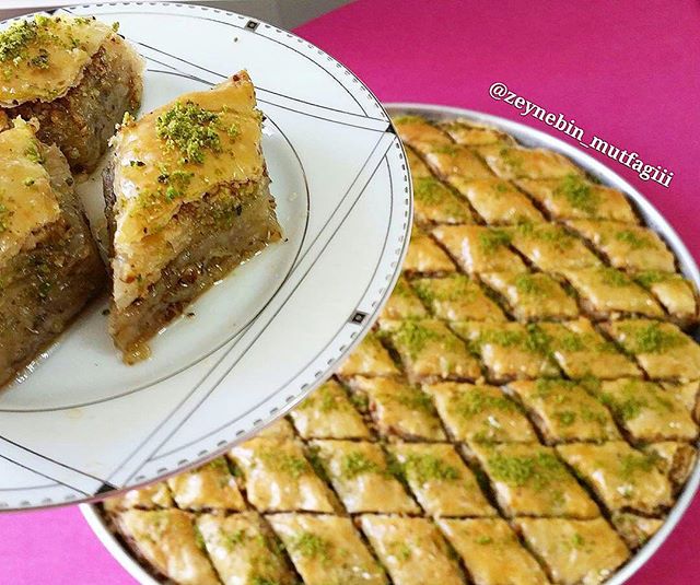 طرز تهیه باقلوای گردوی خانگی