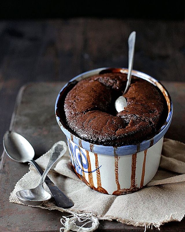 طرز تهیه ماگ کیک شکلاتی خیس