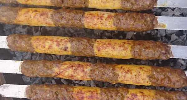 طرز تهیه کباب کوبیده دو رنگ