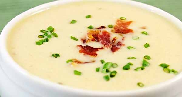 طرز تهیه سوپ شلغم با خامه و تره فرنگی